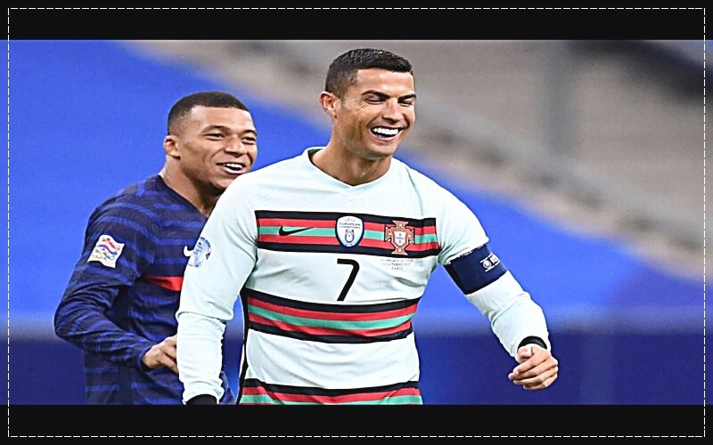 Ronaldo đối đầu tuyển Pháp